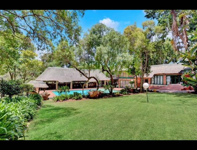 9 BEDROOM FREEHOLD FOR SALE IN NORTH RIDING AH